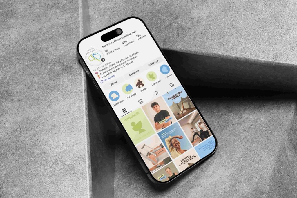Mockup de Clinica Moviment